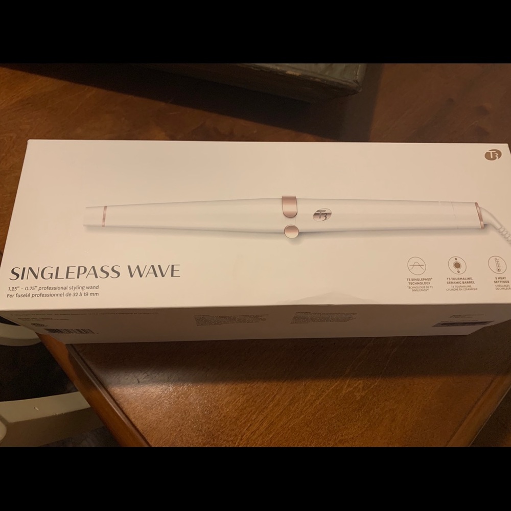 T3 Singlepass Wave Professional Styling Wand